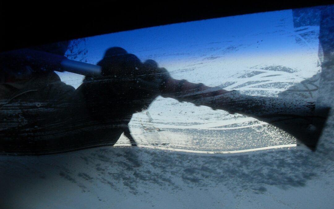 5 Things to Never Leave in Your Car During a Deep Freeze